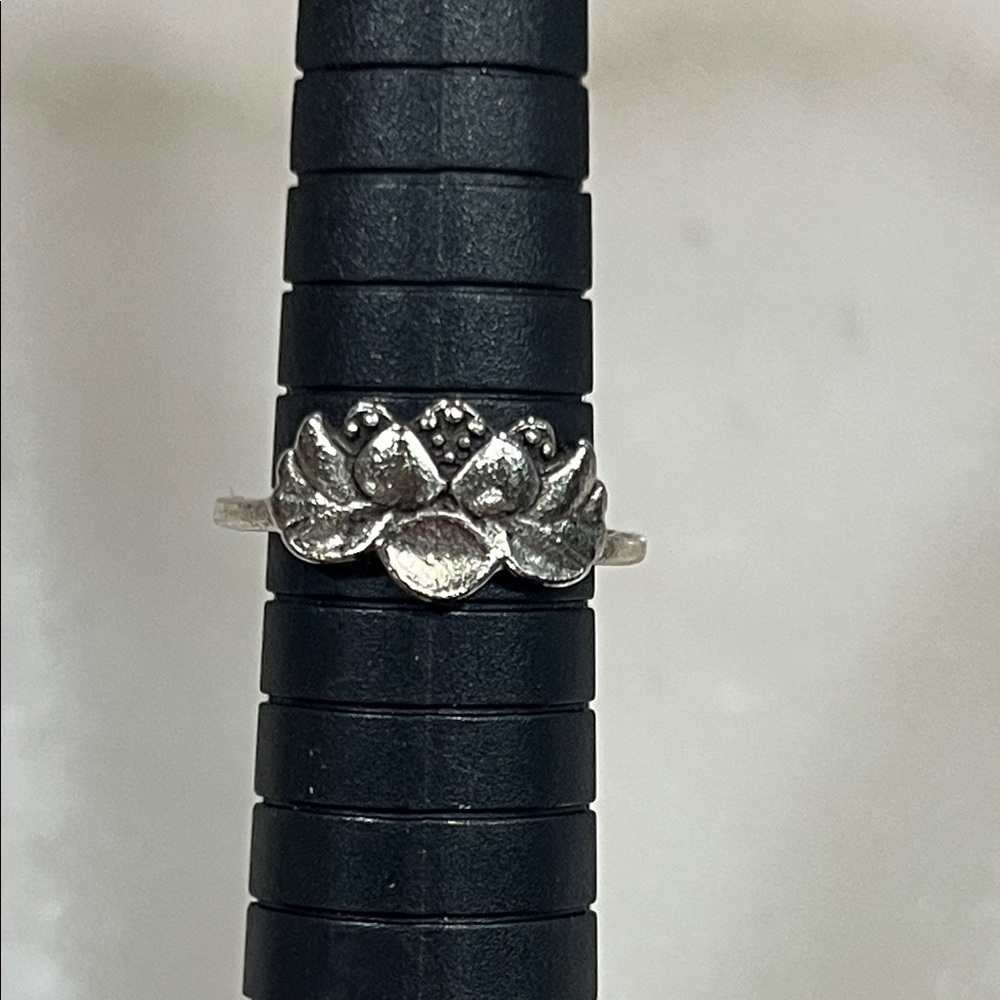 Artisan Silver Lotus Flower Floral Ring